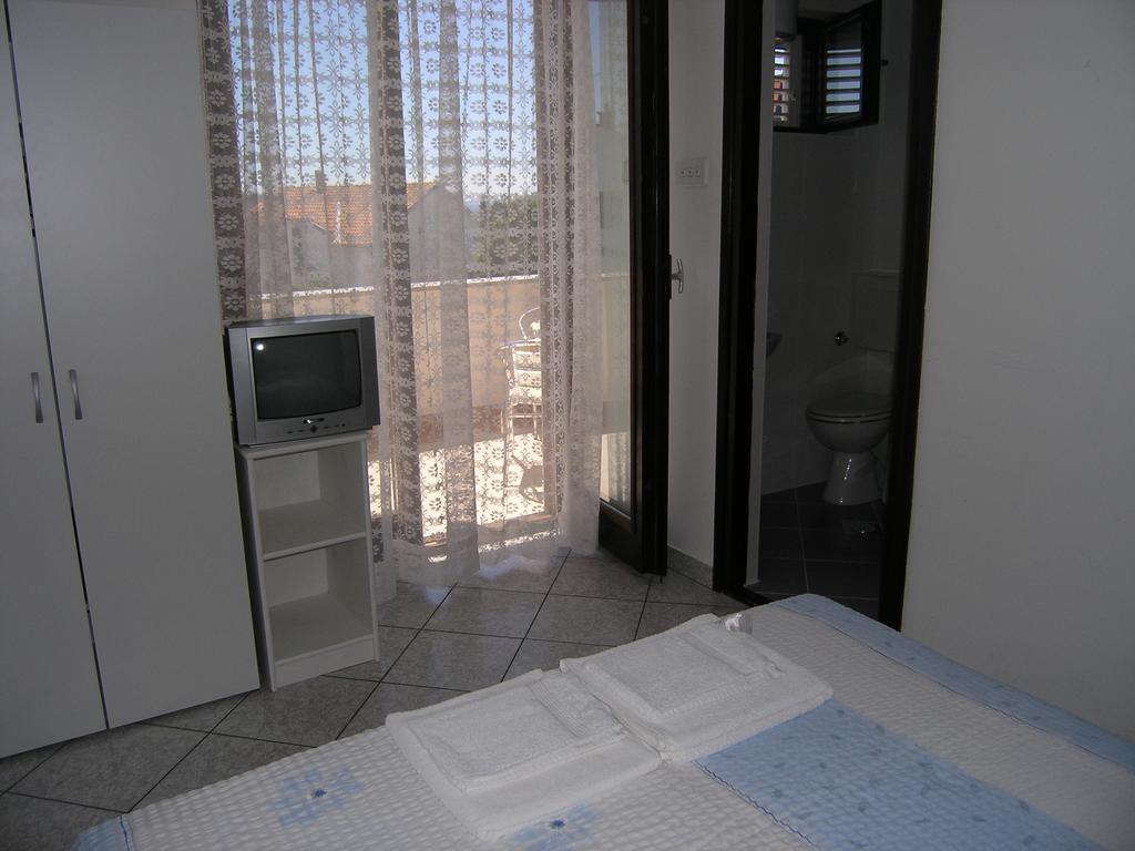 Apartments Murgic Krk Town Exterior photo