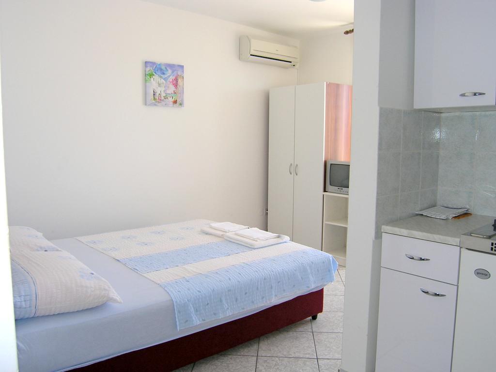 Apartments Murgic Krk Town Exterior photo