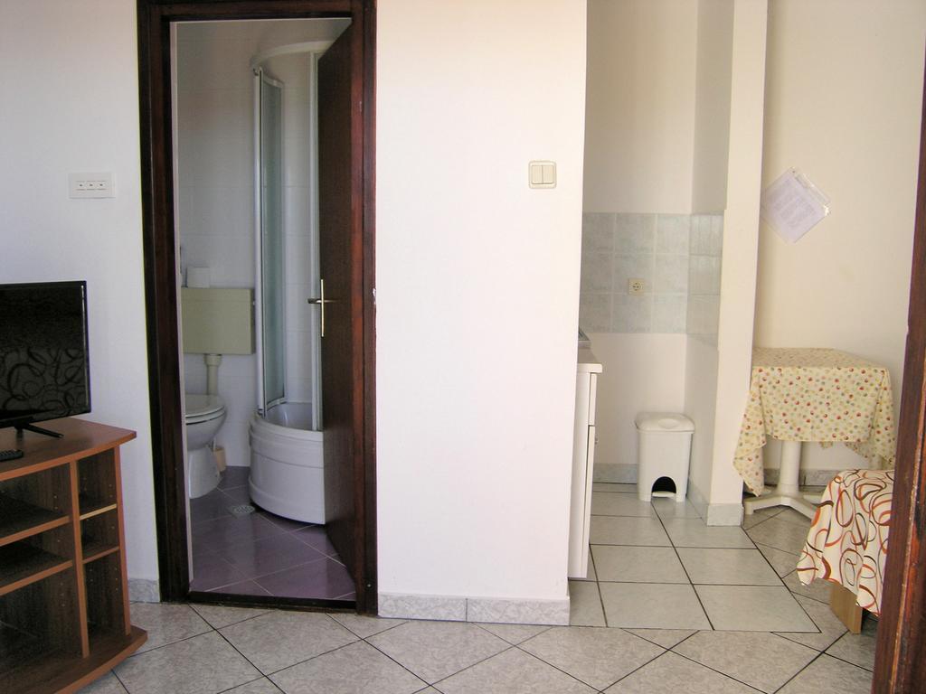 Apartments Murgic Krk Town Exterior photo