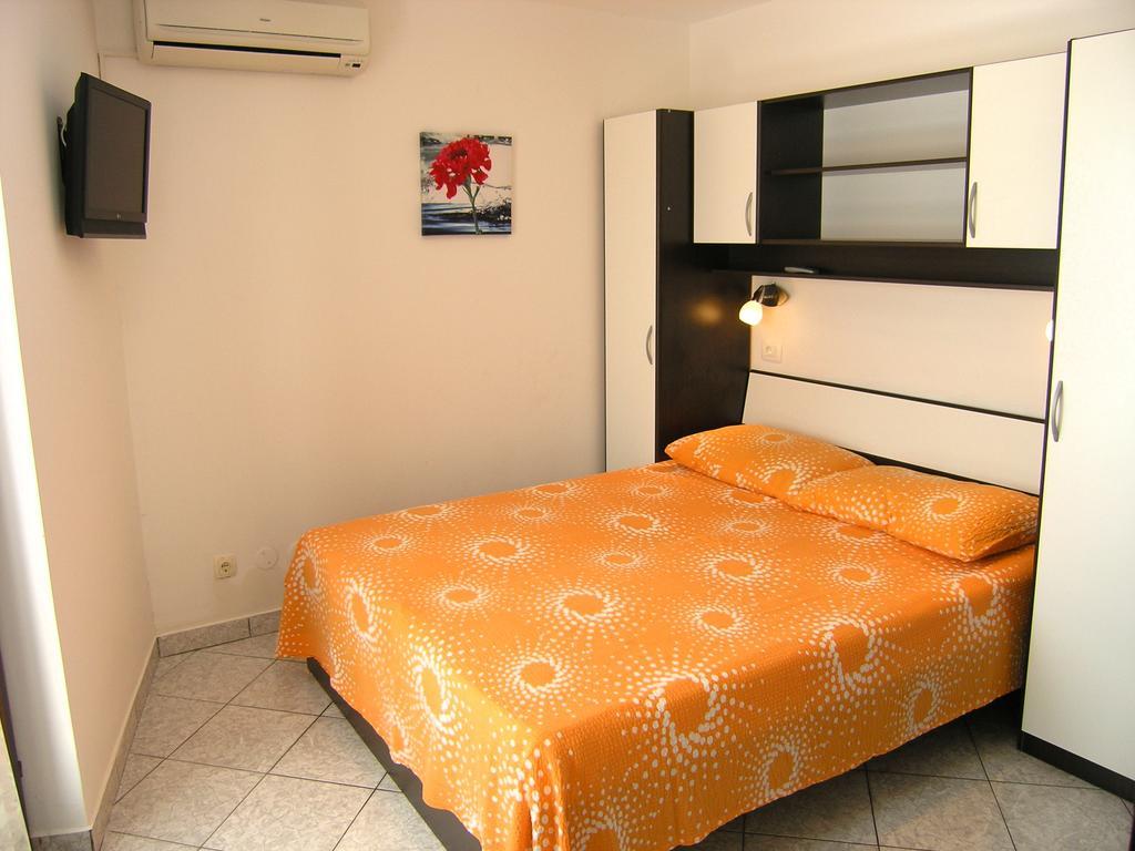 Apartments Murgic Krk Town Exterior photo
